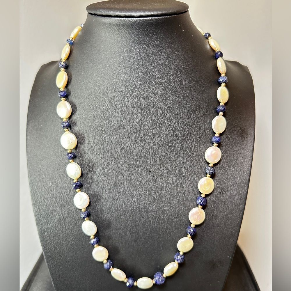 21"‎ disc pearls, gold tone beads, and faceted sapphire beaded necklace!